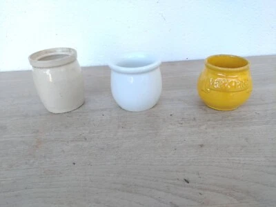 ANCIENS POTS DE YAOURT - Photo 1/3
