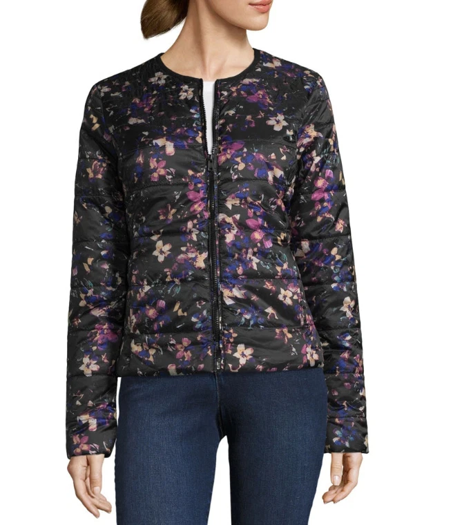 Chaqueta acolchada ligera sin cuello Xersion Color: Negra Floral Talla: M () Foto 1 de 1