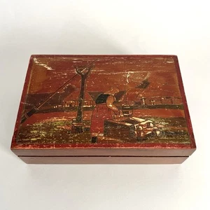 Old Vintage Wood Folk Art Trinket Box Domed Top Engraved Painted Woman Village - Bild 1 von 9