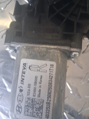 2022 - 2023 HYUNDAI TUCSON MOTOR REGULADOR DE JANELA PORTA TRASEIRA DIREITA FABRICANTE DE EQUIPAMENTO ORIGINAL - Imagem 1 de 3