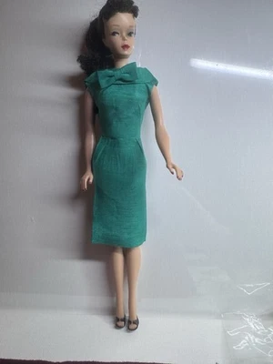 MUÑECA VINTAGE BARBIE DIFÍCIL DE ENCONTRAR VAINA DE SEDA JADE EXCELENTE ESTADO NO INCLUIDA Foto 1 de 4