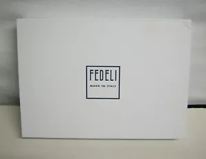 Fedeli Caja de Regalo Blanca Vacía con Papel de Pañuelo 15.5"x11"x2.5" Hecha en Italia - Imagen 1 de 11