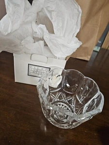 Fifth Avenue Crystal Ltd 24 % Bleikristall Cherish Herz Schale gewellter Rand - Bild 1 von 7