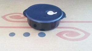  Tupperware - Vent' N Serve kleine runde 2 1/2 Tassen (neu)  - Bild 1 von 1