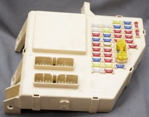 OEM Kia Soul Cabin Fuse Box 91950-2K142 - Picture 1 of 2
