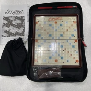 Nuevo de Lote Antiguo Crucigrama Juego Viaje Folio Edición Estuche con Cremallera 2001 Completo Hasbr - Imagen 1 de 17