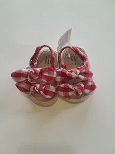Gap Baby Infant Girls Red/ White Checkered Size 0-3 Months Sandals - Picture 1 of 6