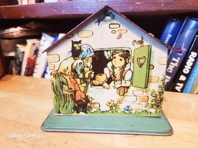 VINTAGE 1940'S  TIN LITHO SNOW WHITE & 7 DWARFS BANK made in U.S. ZONE GERMANY - Image 1 of 4