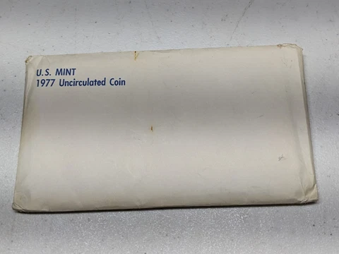 1977 P&D 12 Coin Mint Set Original Envelope Cover