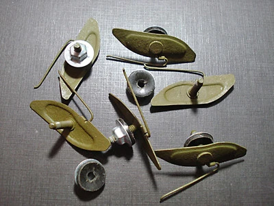 6 piezas para Plymouth cinturón lateral moldura clips tuercas selladoras 1-1/4" a 1-1/2" NOS Foto 1 de 4