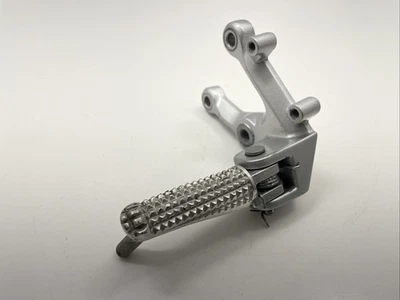 ♻️ Reposapiés delantero izquierdo Yamaha Mt03 Mt-03 Abs 2016-2019 ♻️ Foto 1 de 4