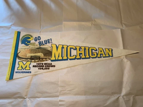 1979 Michigan Wolverines NCAA Football Record Crowd Pennant  12"x30" Cover