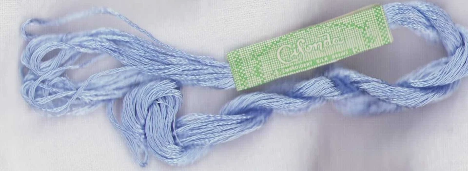 SILK Thread Floss 8.75 yard Skeins Embroidery BLUE #181 Cross Stitch Vintage - Image 1 of 2