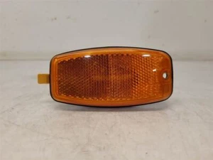 2004 Hyundai Santa Fe Drivers Left Bumper Mount Turn Signal - Picture 1 of 4