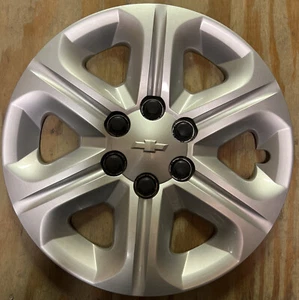 2009-2017 Chevy Traverse LS 17" OEM Bolt-On Hubcap Wheel Cover 9597564 - Picture 1 of 5