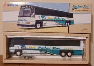 1994 Corgi 98422 Modern Buses USA MCI 102 DL3 Peter Pan Trailways Bus - Picture 1 of 6