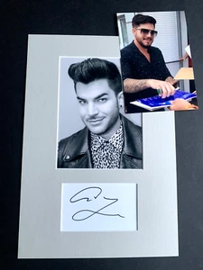 ADAM LAMBERT "Queen" In-person signed Briefkarte/Passepartout 20x30 Autogramm - Picture 1 of 2