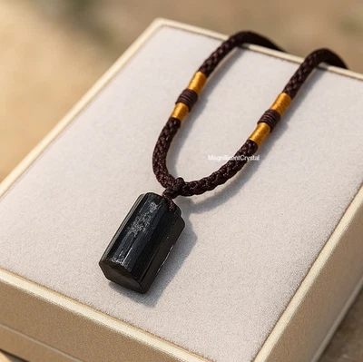 Collar de protección de piedra negra con colgante de turmalina negra cruda para mujeres y hombres joyas Foto 1 de 4
