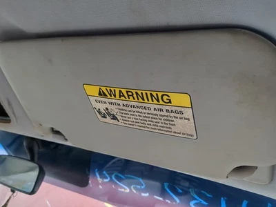 2007-2012 Kia Rondo Passenger Sun Visor Mirror Right Sunvisor CEXR3 - Image 1 of 4