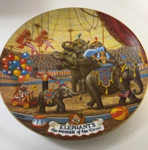 Plato Ringling Brothers Circo Elefantes Maravilla del Circo + Plato Payasos - Imagen 1 de 3