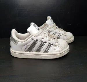 ADIDAS SUPERSTAR SIZE 5UK EUR21 BABY BOYS GIRLS WHITE TRAINERS SHOES FIRST BOOTS - Picture 1 of 12