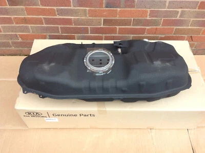 GENUINO KIA STONIC, TANQUE DE COMBUSTIBLE KIA RIO 31150-H8300, Foto 1 de 4