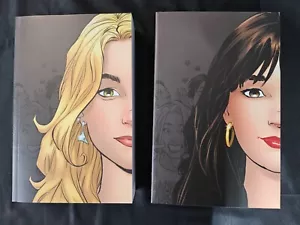 Strangers in Paradise Omnibus Terry Moore slipcase edizione tascabile astratta - Foto 1 di 6