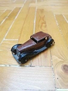 DINKY TOYS 36c HUMBER VOGUE SALOON BROWN WITH BLACK CHASSIS & HUBS  - Picture 1 of 7