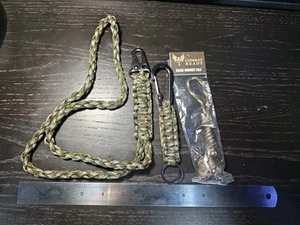 Combat Ready Camo 550 Paracord Affenfaust mit Paracord Schlüsselanhänger und Schlüsselband - Bild 1 von 9