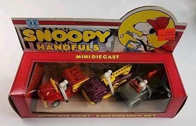 Vintage Aviva Hasbro Snoopy Handsfuls Mini 1/64 Diecast/Plastic 3 Truck Set VHTF - Image 1 of 4