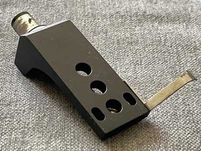 Carcasa Dynavector DV-2C / 16,0 g para brazo giratorio Foto 1 de 4