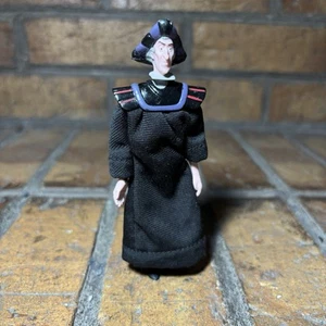 Vintage Frollo Disney The HuntchBack Of Notre Dame 5” Action Figure 1996 Toy - Foto 1 di 3