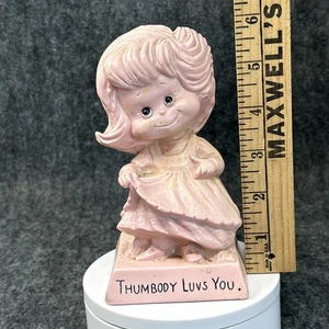 Vintage 1973 Thumbody Luvs You Pink Girl Figurine Adorable Love Bookshelf Decor - Picture 1 of 12