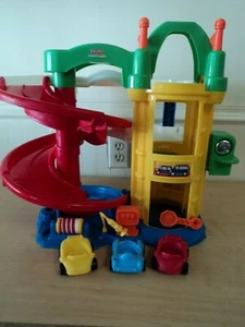 Vintage 2006 Fisher Price Little People Chunky Parking Garage Car Ramp w/ 3 Cars - Picture 1 of 8