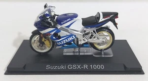 76362 Italeri 1/22 - Suzuki GSX-R 1000 - 2001 - Picture 1 of 4