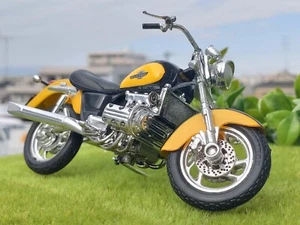 Honda / Valkyrie / F6 / 1/18 Motorcycles / Maisto - Picture 1 of 24