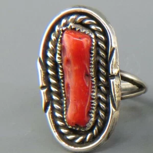 NAVAJO RED CORAL AND STERLING SILVER RING - Picture 1 of 7
