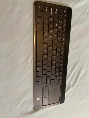 1 By One Black KeyBoard Wireless - Image 1 of 4