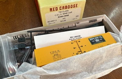 Red Caboose HO Kit #RC-4301-2 TW Class C. D. L. X. Wine Car Roma Wine Co Inc NY - Image 1 of 4