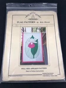 Boxwood Road Designs "Lady Slipper #1000" Flag/Banner Pattern - Spring Flowers - Picture 1 of 5