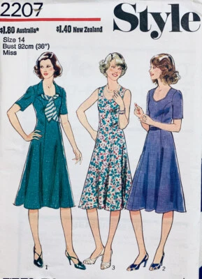 Vintage STYLE Pattern 2207 | Misses RETRO 1970s Princess Line Dress | Size 14 - Image 1 of 2
