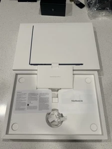 Puce MacBook Air 15” pouces A3114 M3 8 Go, 512 Go Apple BOITE SEULE - Photo 1/19