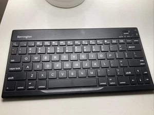 Kensington KeyFolio Pro 2 K39512US Black Universal Bluetooth Keyboard for iPad - Picture 1 of 3