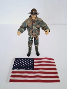 Jakks WWE Classic Superstars ToyFare All American Sgt. Schlachtfigur komplett - Bild 1 von 7