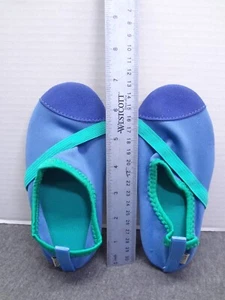 FitKicks FITKIDS Active Shoes - Blue & Aqua - Small?? Boy or Girl - Picture 1 of 2