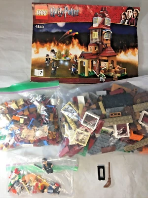 Lego 4840 Harry Potter The Burrow Complete (See Description) 2 Minifigs - Image 1 of 4