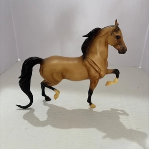 Breyer Madison Avenue 2004-2007 #1179 National Show Horse - Picture 1 of 6