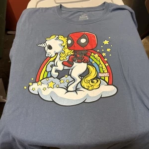 Camicia Funko Pop Uomo Marvel Deadpool Equitazione Unicorno Divertente Chibi Blu 2XL - Foto 1 di 2