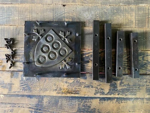 Vintage Metal Decorative Tile Mould/Mold - Fascia/Cornice/Fireplace - Shield - Picture 1 of 15