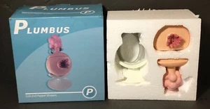 UCC DISTR 2018 AGITADOR DE SAL Y PIMIENTA RICK MORTY PLUMBUS con SOPORTE TAL CUAL ASTILLADO - Imagen 1 de 17